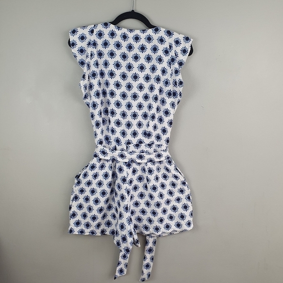 LOFT Flutter Romper Linen Mix Blue/White‎ Women's Size 0 - Picture 9 of 14